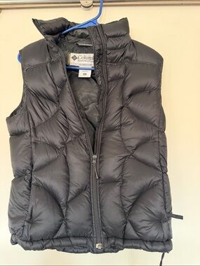 Columbia Black Quilted Down-filled Puffer Vest